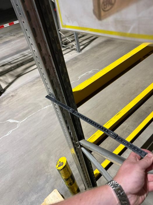 Rafturi metalice depozitare paleti