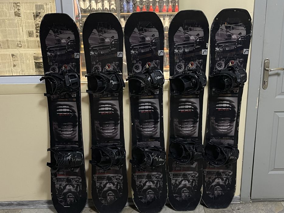 Сноуборд с креплением в отличном состоянии