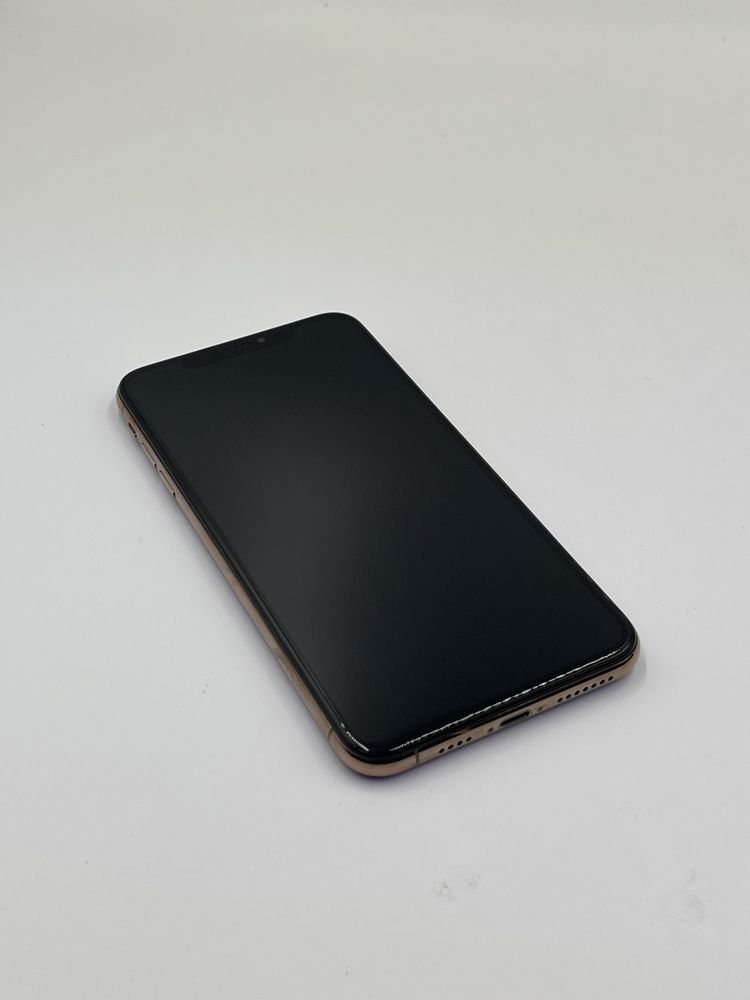 Iphone 12 Pro и iPhone Xs Max