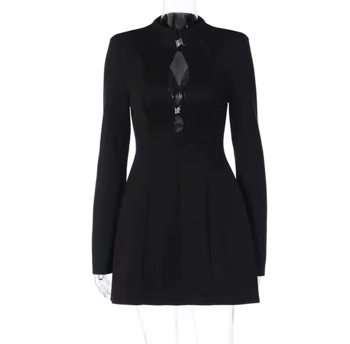 Коктейлна рокля Mira Cut-Out