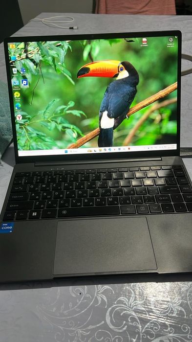 Продам ноутбук состояние отличное