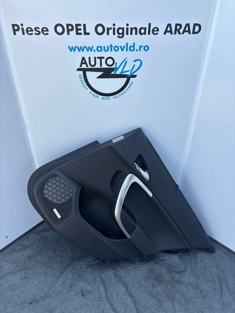 Set panouri usi infinity Opel Insignia A facelift
