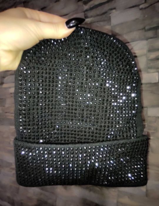 Продам новую шапку