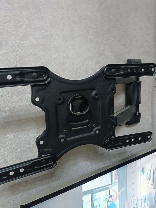 Продам кронштейн