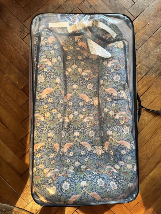 Гнездо Dockatot Strawberry thief