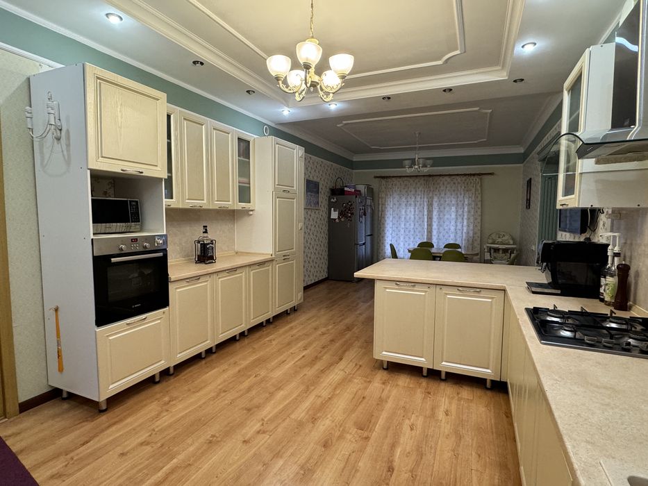 Кухонный гарнитур