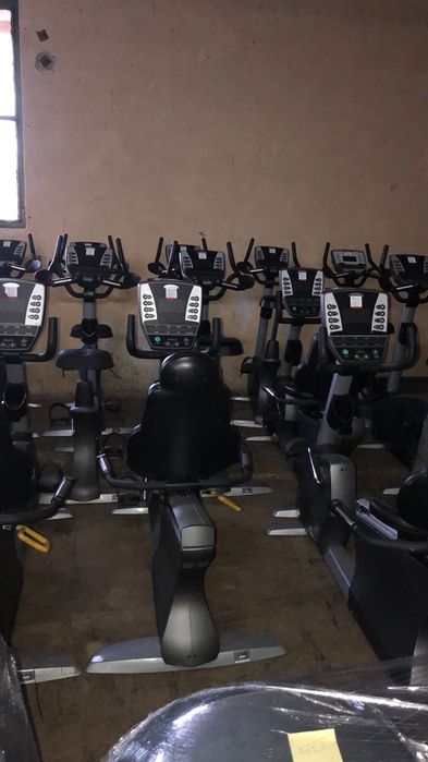 Depozit aparate fitness Life fitness