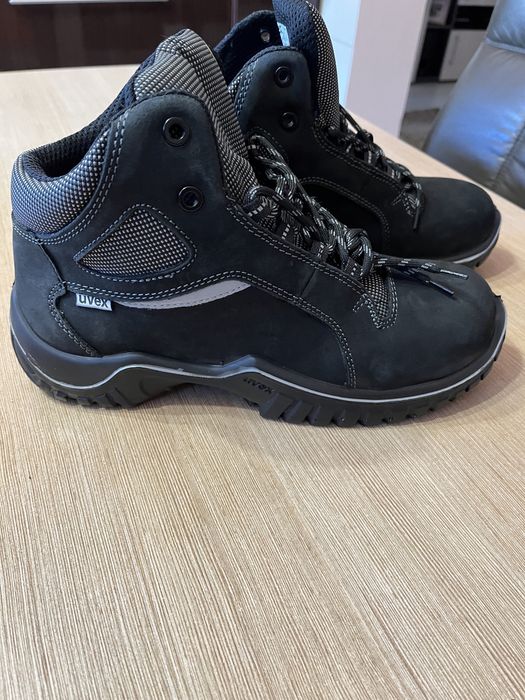 Bocanci de protectie UVEX MOTION LIGHT (S2 SRC