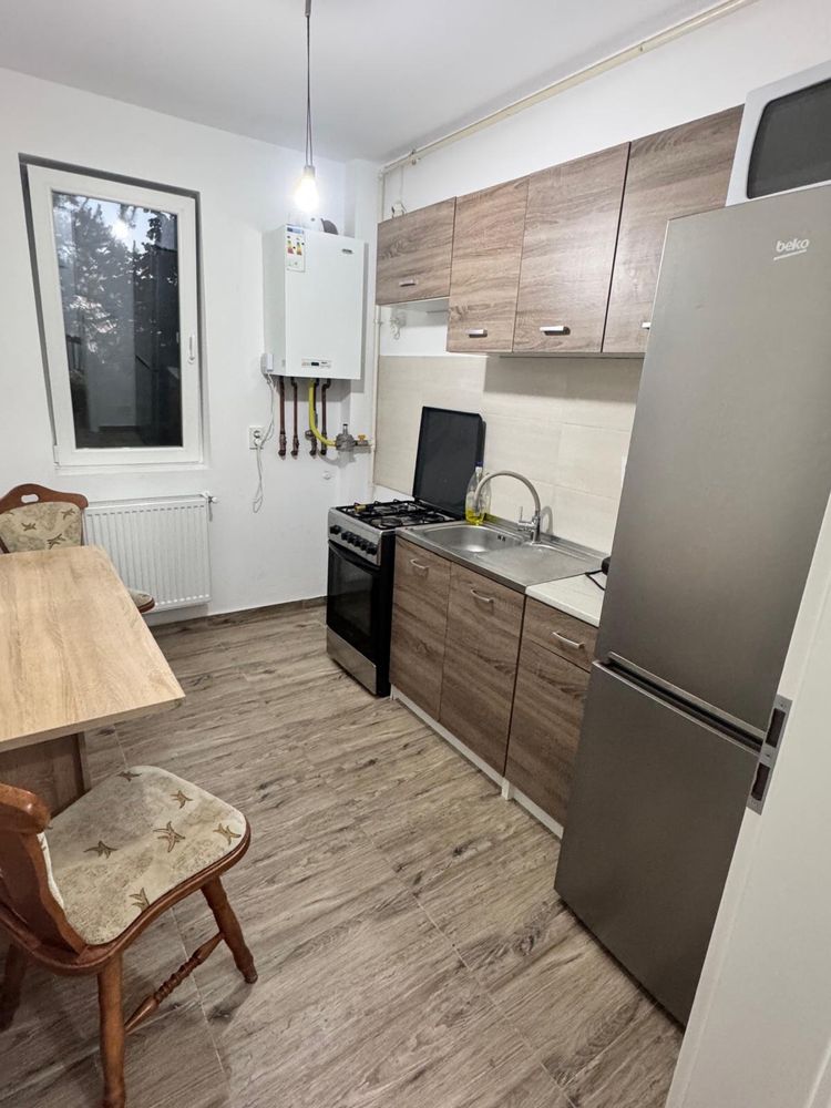 Inchiriez apartament 2 camere calea urseni