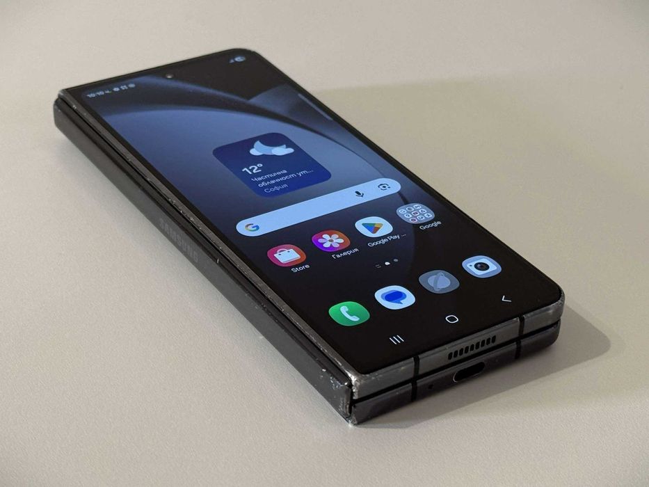 Бартер! Galaxy Z Fold 5 512GB Phantom Black (Черен)