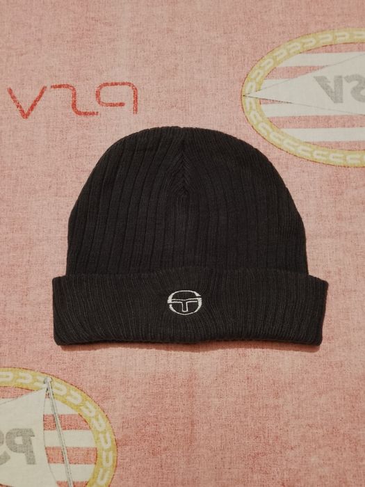 Caciula Sergio Tacchini