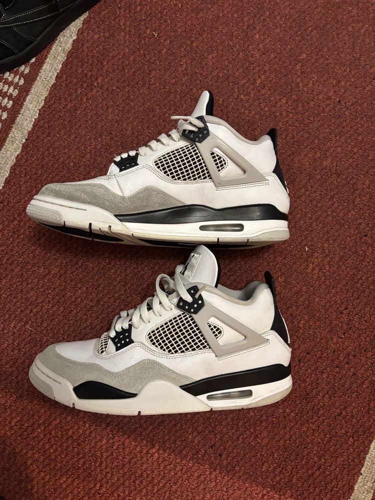 Jordan 4 Military Black