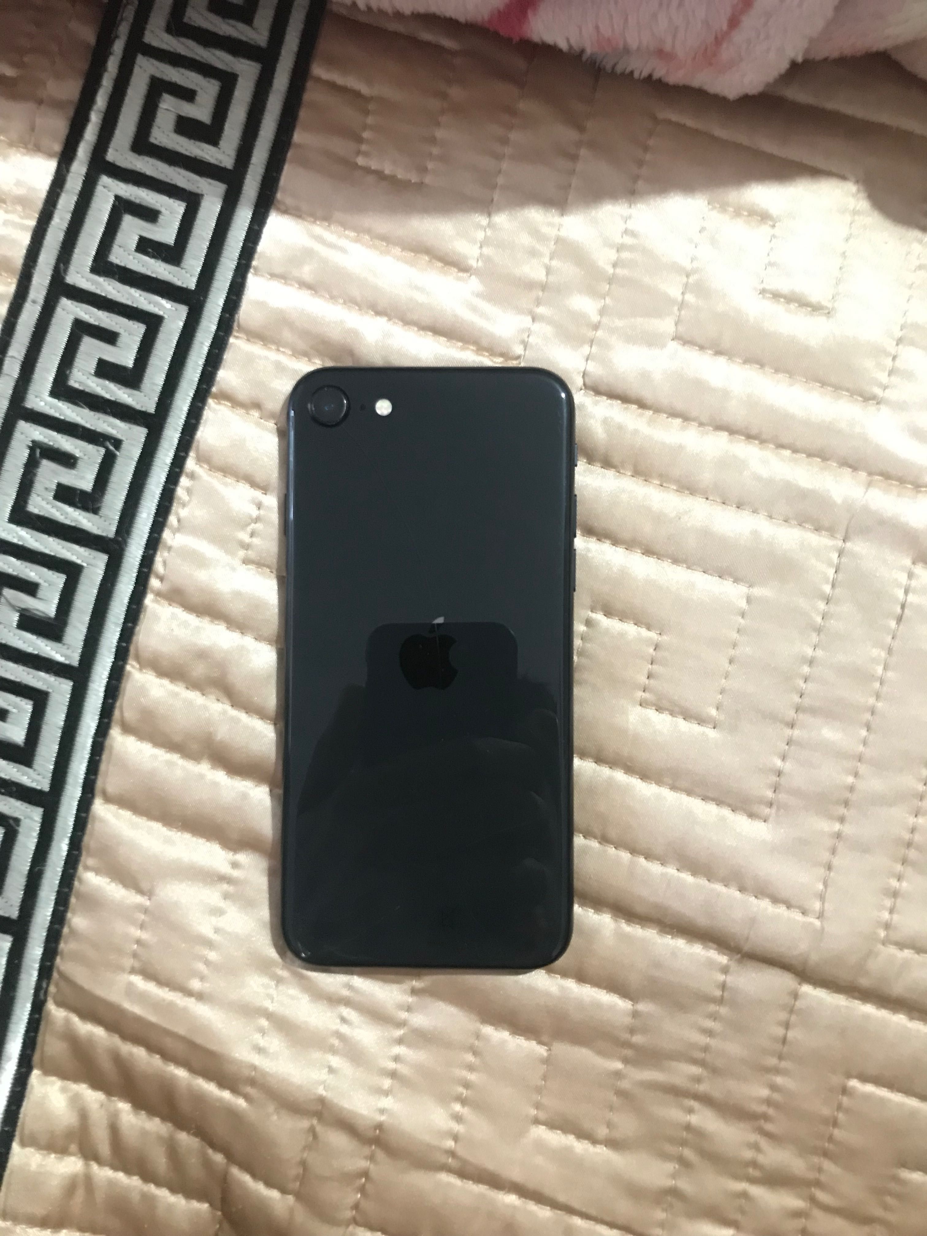 iPhone SE 2022 IMPECABIL!
