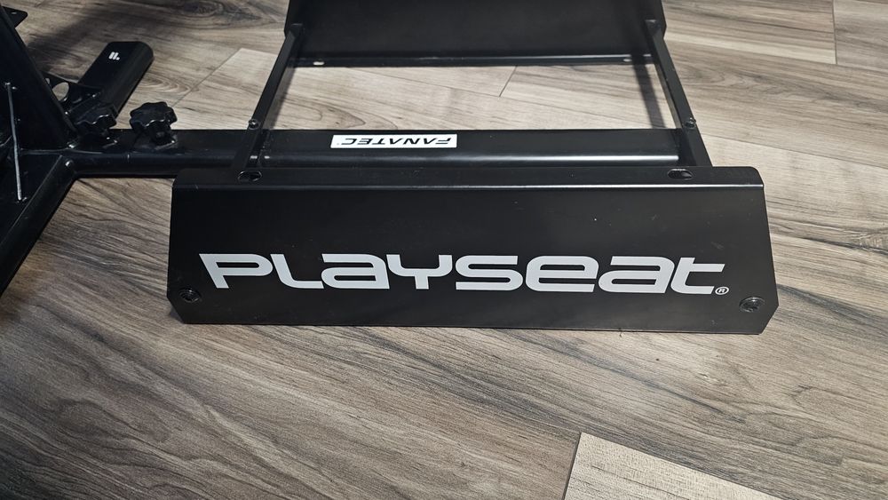 Scaun volan gaming Playseat Evolution Alcantara full box complet