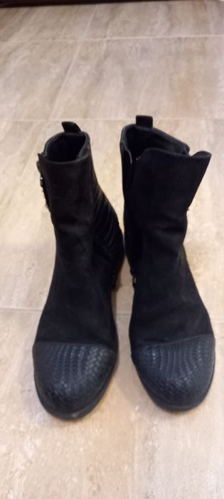 Ghete îmblănite pentru fete