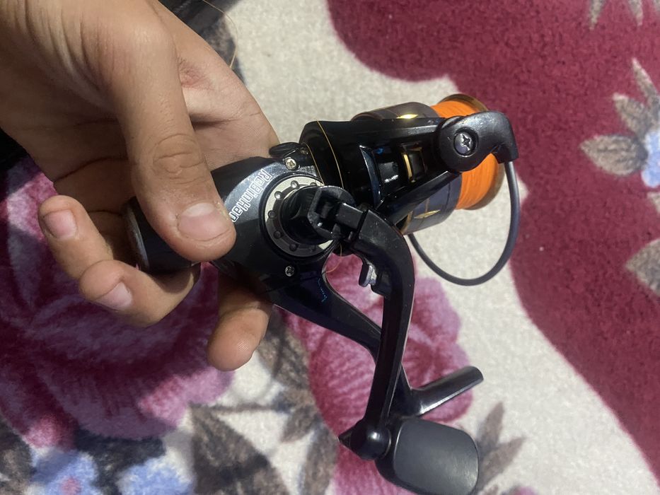 Mulineta pt pescuit RoBinHan SV 3000