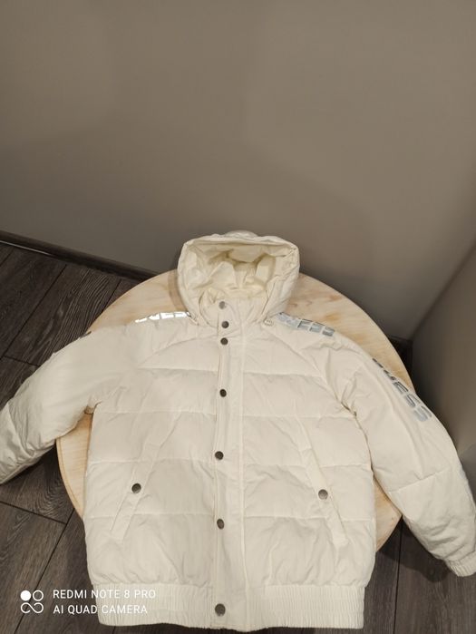 Яке guess оригинално