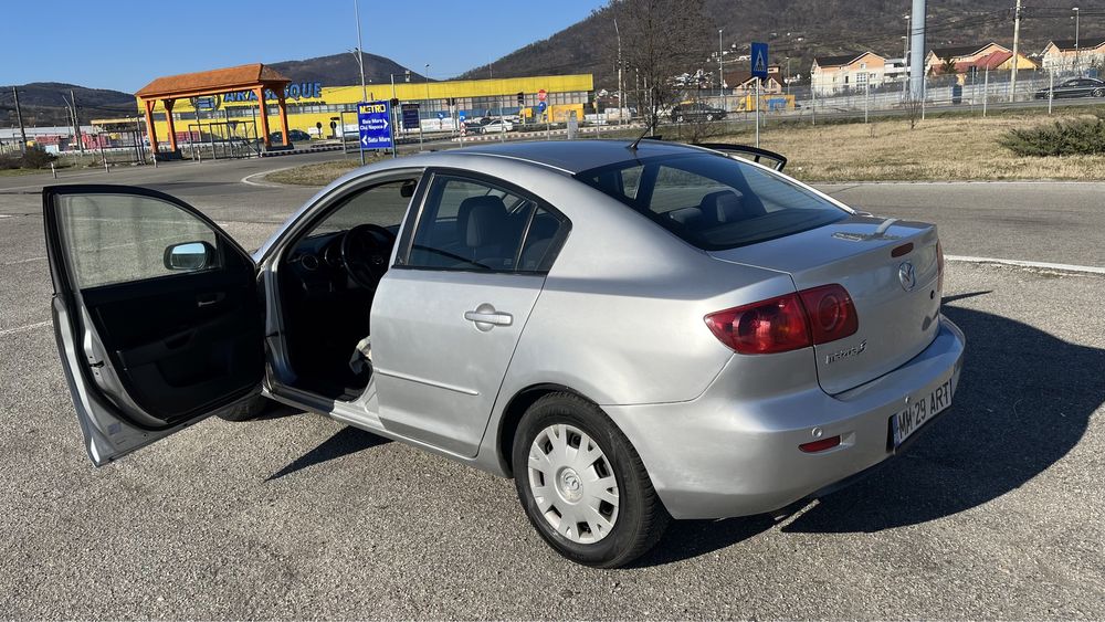 Mazda 3 , 1.6 Diesel , berlina