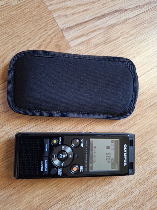 Диктофон Olympus WS-853, 8GB + microSDHC 32GB