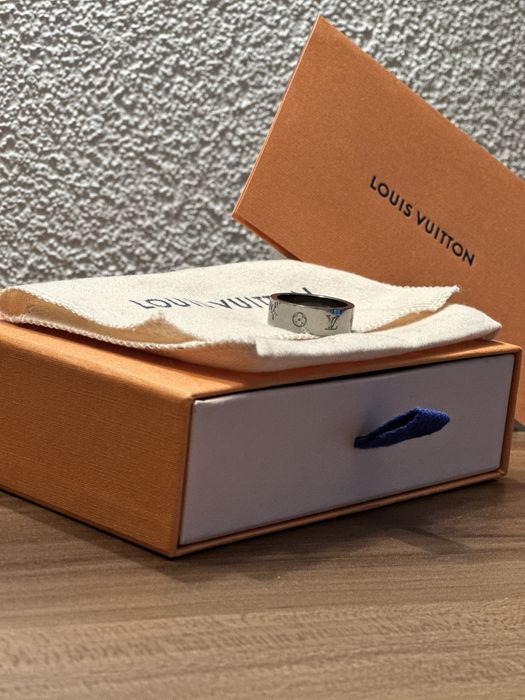 LV пръстен / Louis Vuitton ring BlackSilver