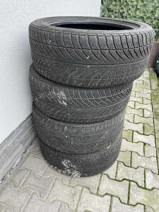 Set 4 Anvelope iarna Goodyear Ultragrip 245 45 r18 BMW