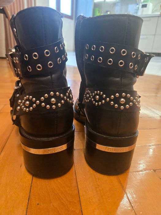 Дамски боти Guess