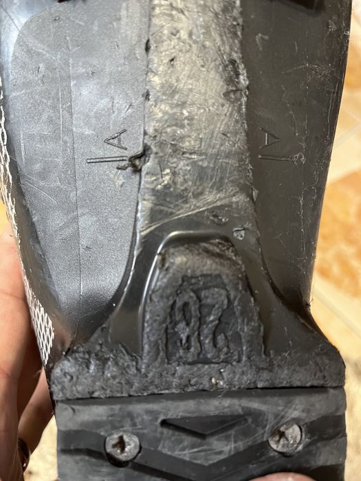 Clapari Salomon marimea 44