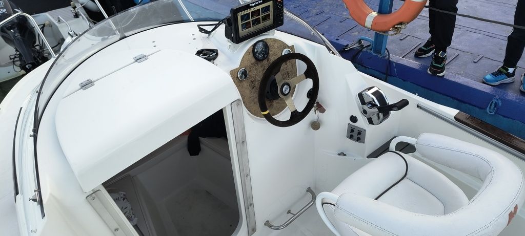 Barca Quicksilver 510, motor Mercury 90, peridoc Jsi VT 1000L, toate 2