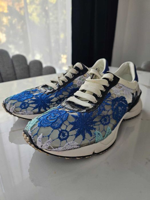 Маратонки Casadei 38 номер