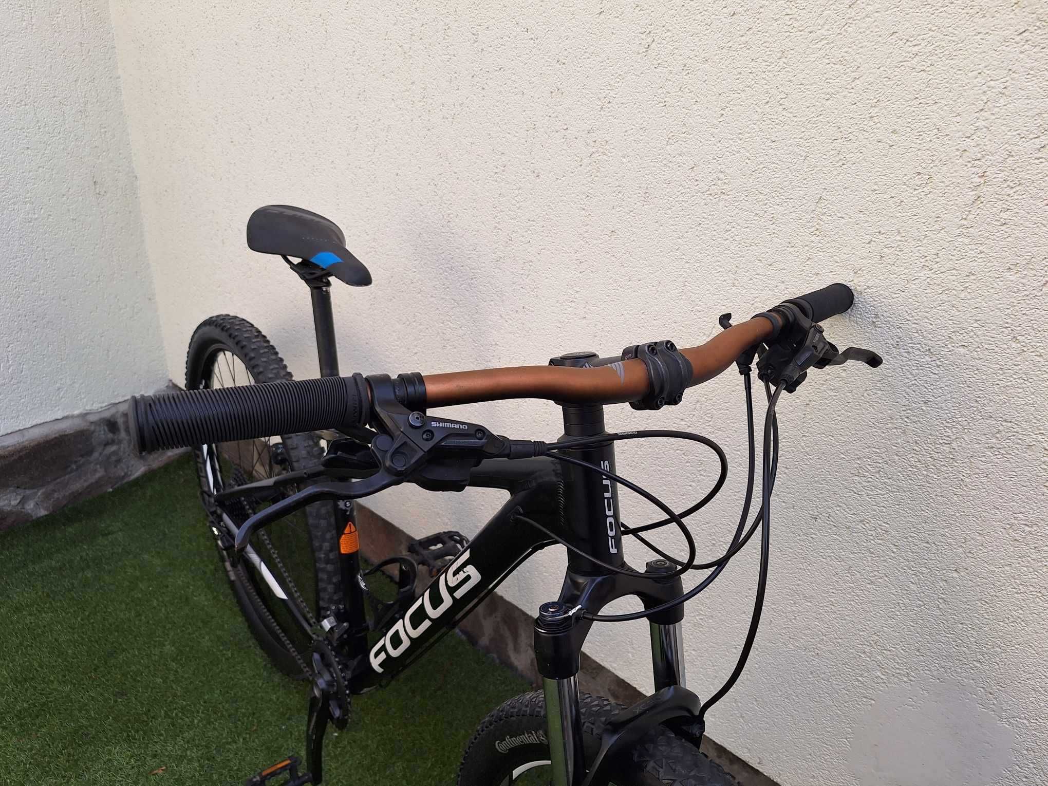 Bicicleta MTB FOCUS Whistler 29 rockshox deore xt 2x10