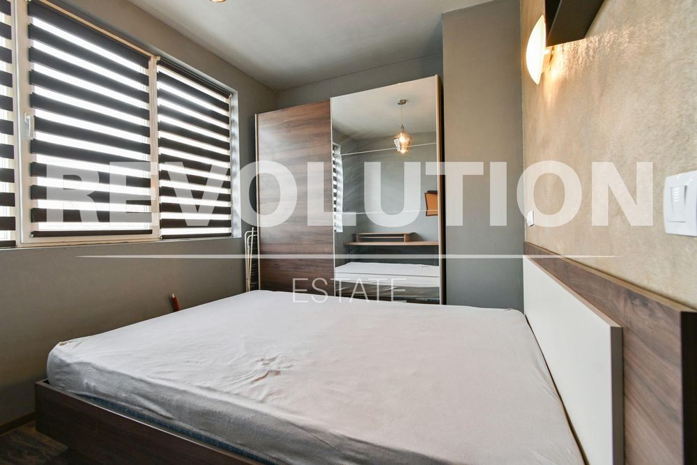 Двустаен апартамент в ж.к. Люлин 3.