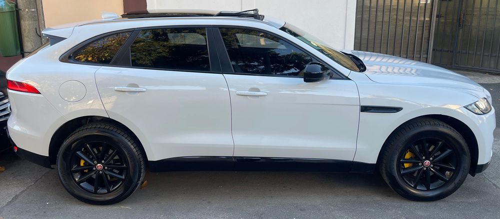 Jaguar F-pace AWD 180  ATENTIE! Nu schimburi Pret fix 10000 euro.