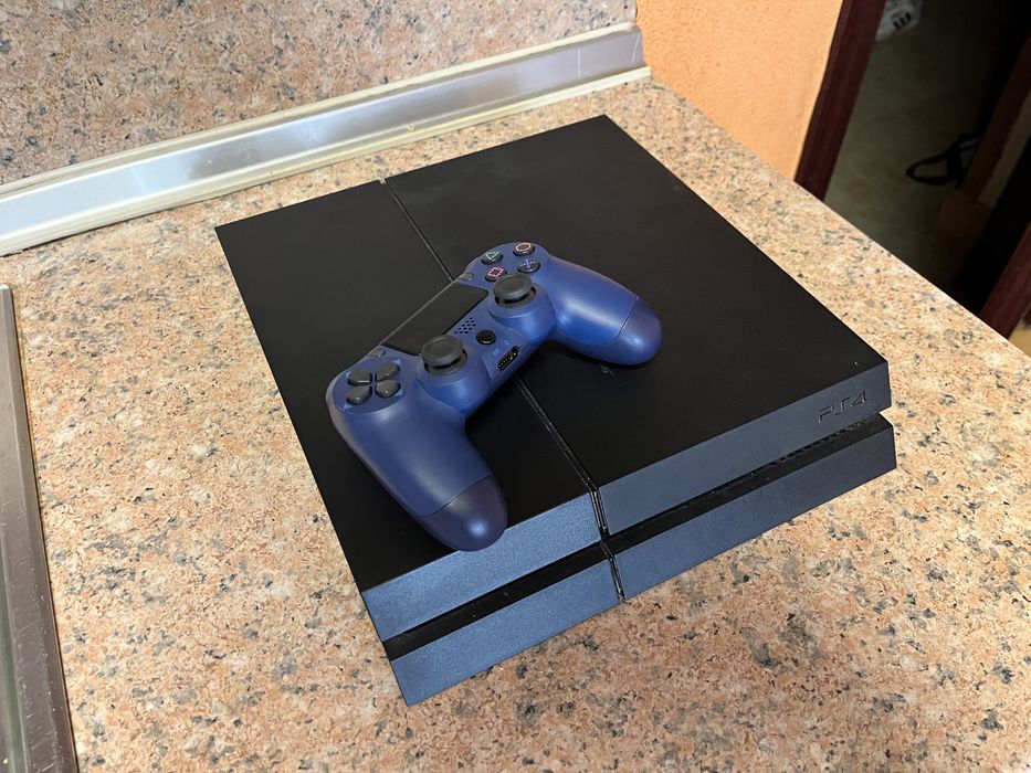 PlayStation 4 500GB + контролер