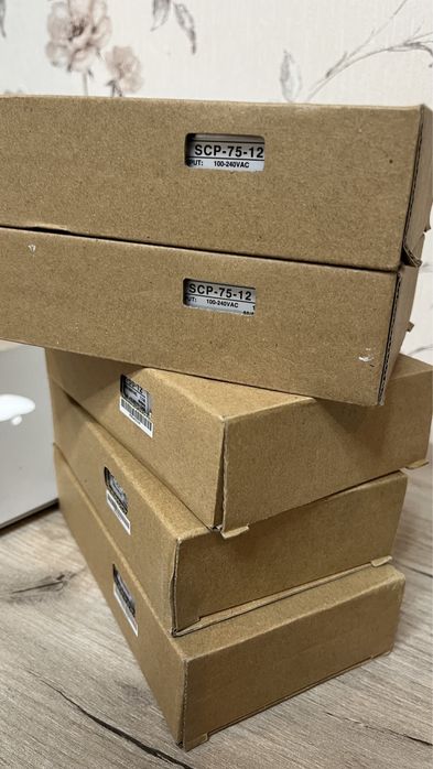 Sursa in comutatie 5,4A si 3,6A MeanWell SCP-75-12 cu back-up