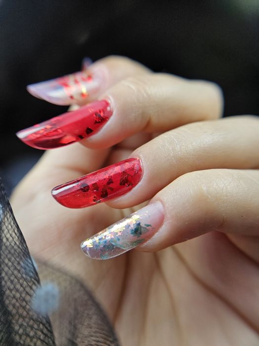 Unghii cu gel și semi