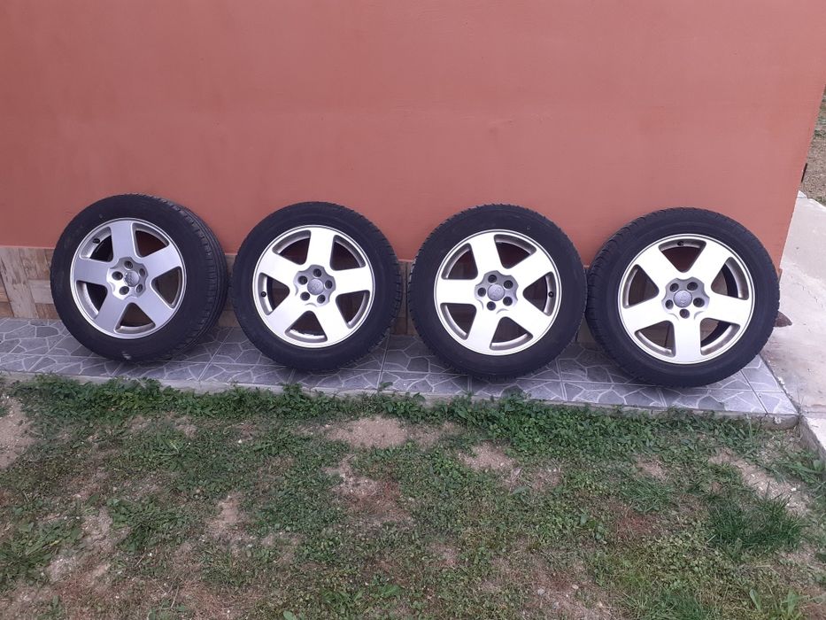 Vând genți qudi.5/100 in stare buna