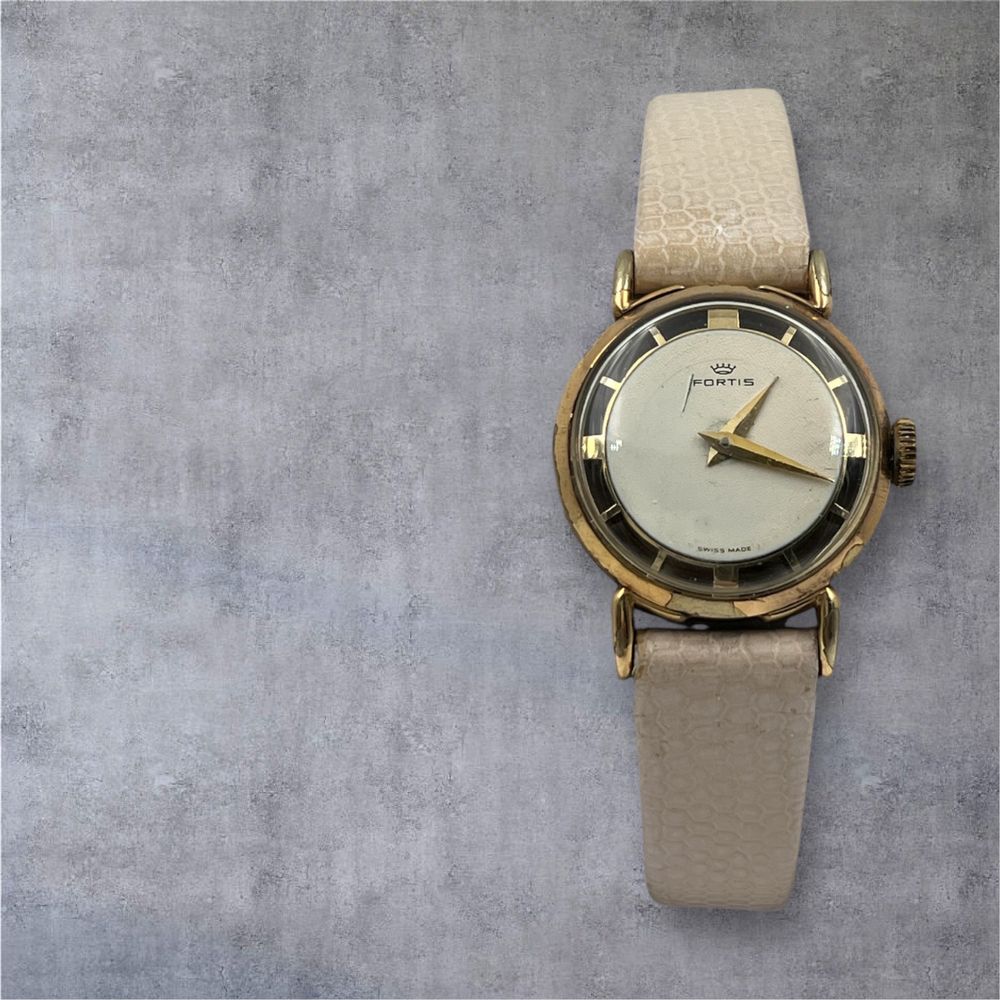 Fortis mechanical sceleton дамски часовник