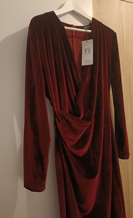 Rochie marimea  L NOUA