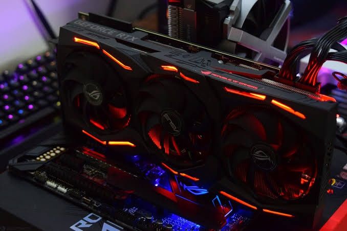 Asus Rog Strix 2080 Ti 11Gb ideal