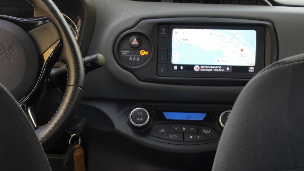 Toyota Yaris 2020г  40 000км