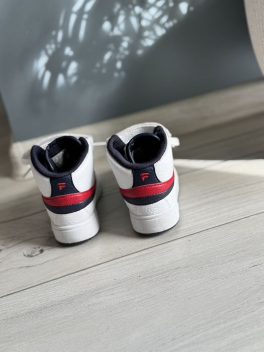 Маратонки на марката FILA
