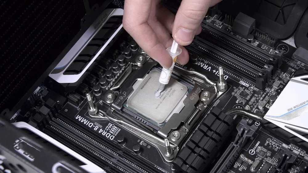 Сборка компьютера чистка ноутбуков замена термопасты ПК ремонт