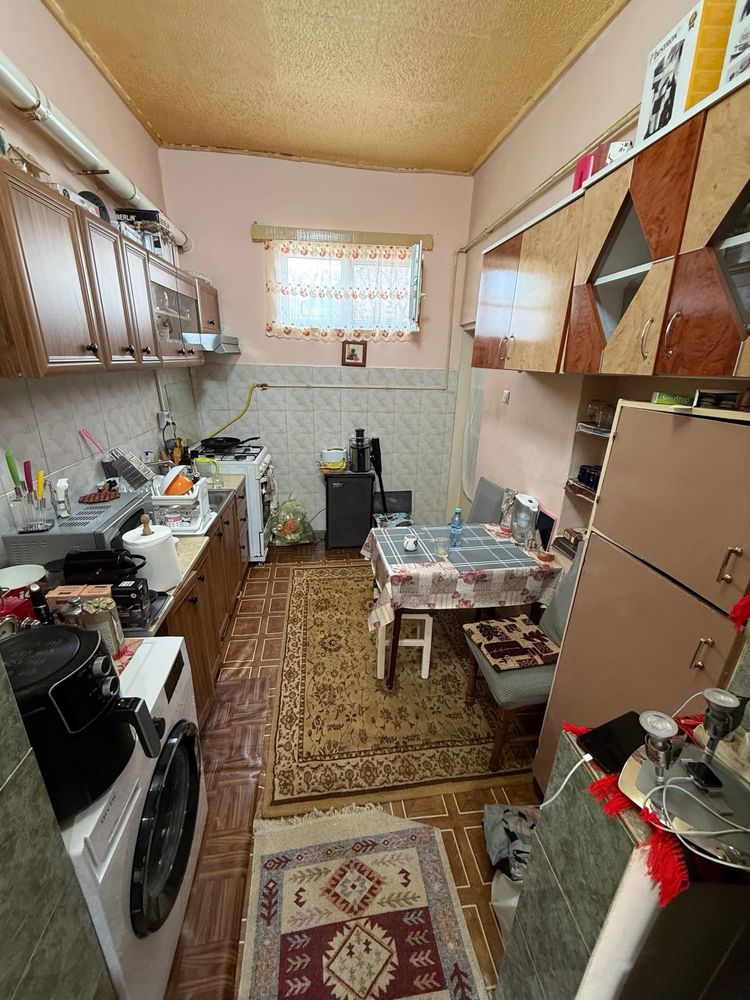 Ofer spre Vanzare Casa zona Piata Mare Curte Comuna Str Iuliu Maniu