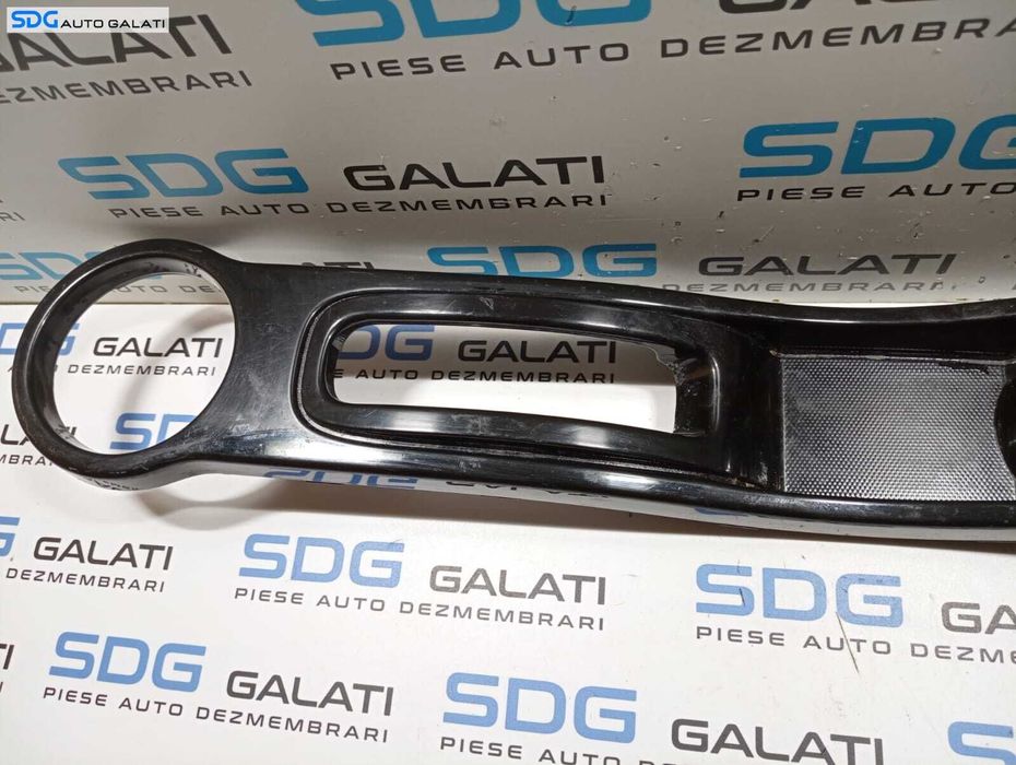 Ornament Rama Consola Centrala Dacia Duster 2010 - 2018 Cod 969302292R 969183450R 969306709R [M4289]