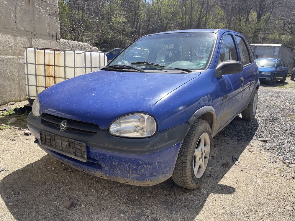 Opel Corsa 1.4 60hp 1999 На Части