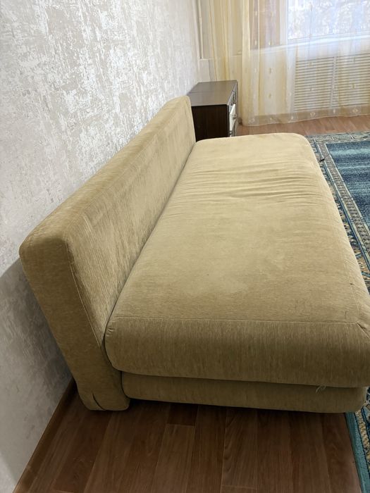 Диван продам срочно