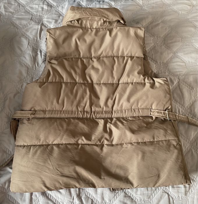 Женское пальто стеганое и желет