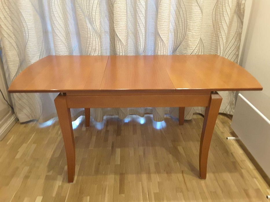 Трапезна маса масивно дърво 120 лева