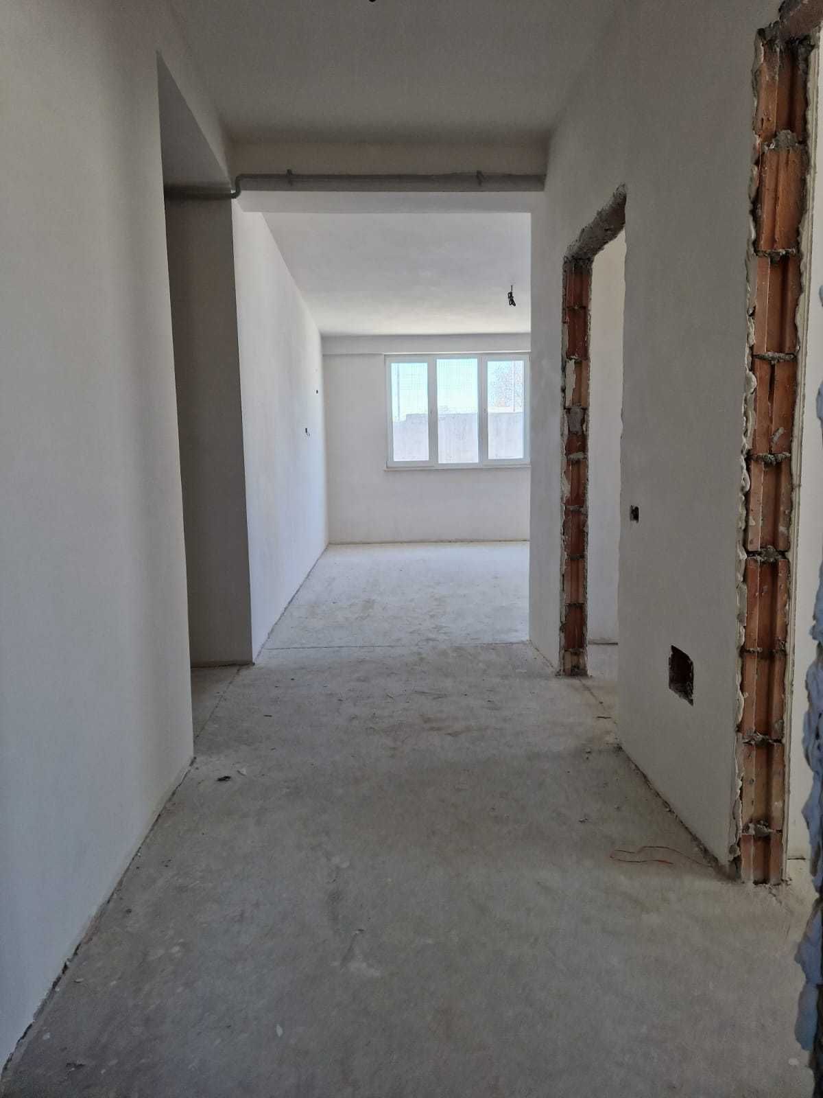 Apartament 2 Camere în zona Tătărași, complexul ZORILOR