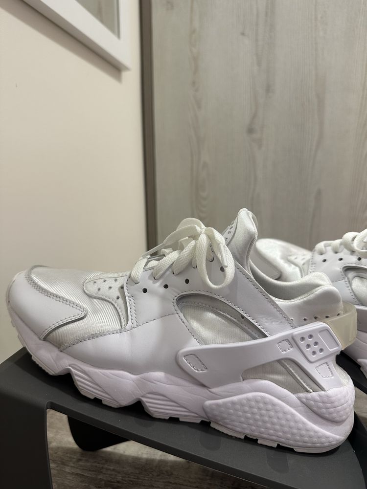 Маратонки huarage